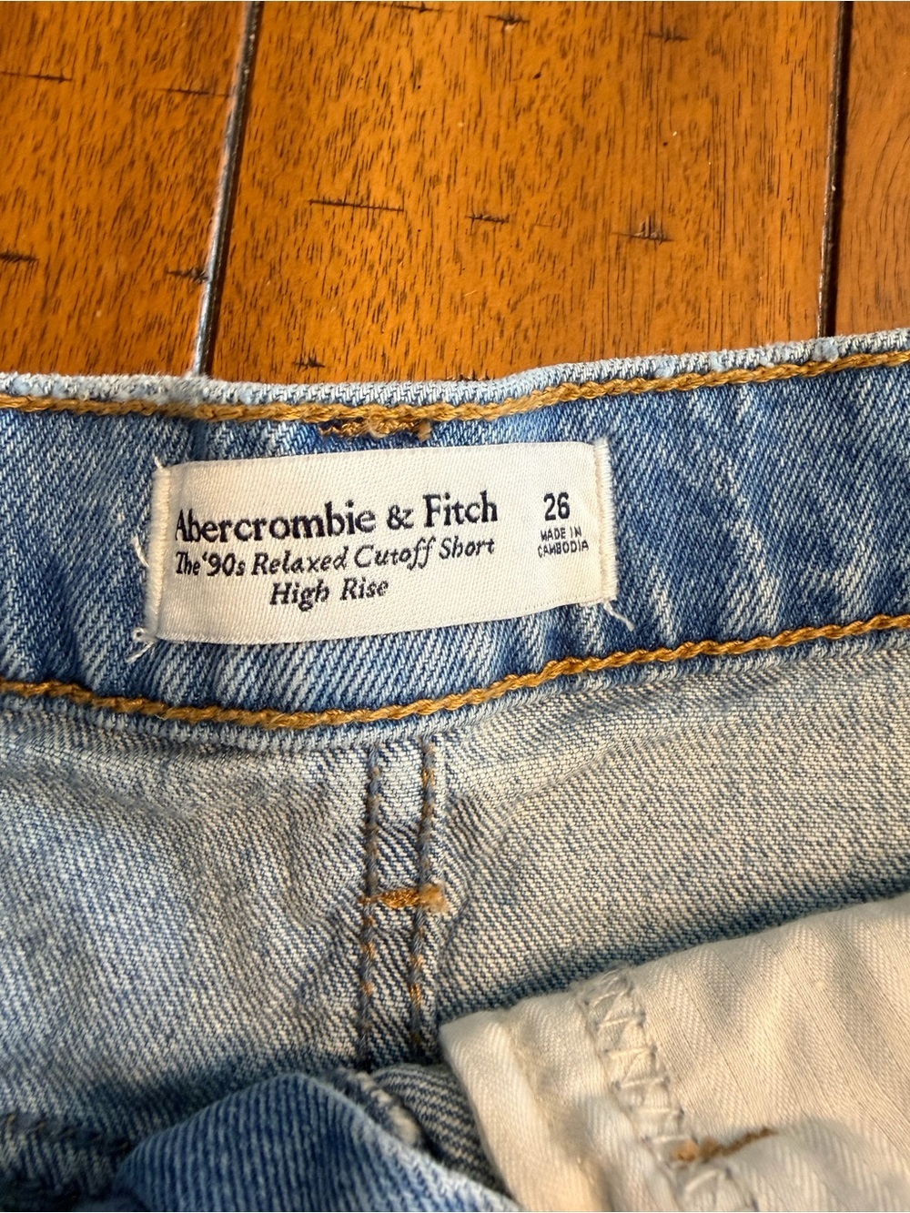 Abercrombie & Fitch Women’s The ‘90s Relaxed Cutoff High Rise Shorts, Size 26 - Picture 7 of 10